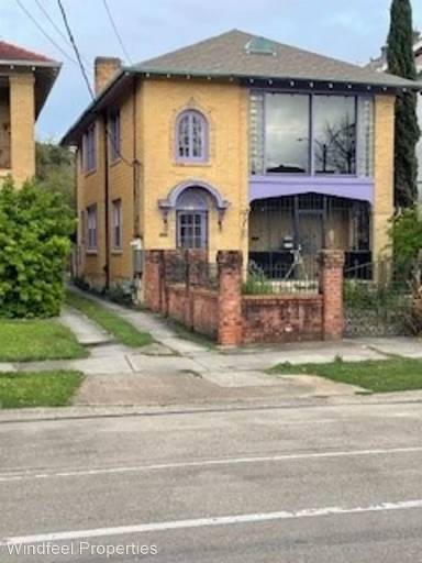Main picture of 2817 Paris Ave