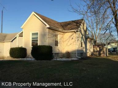Main picture of 1324 S Armstrong St