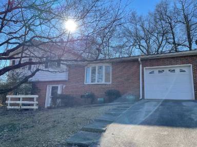 Main picture of 2803 Brett Rd NW