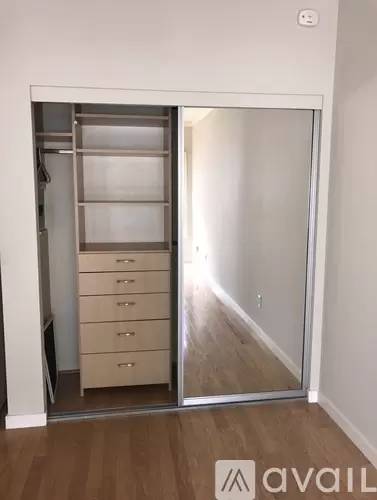 Main picture of 1325 Divisadero St