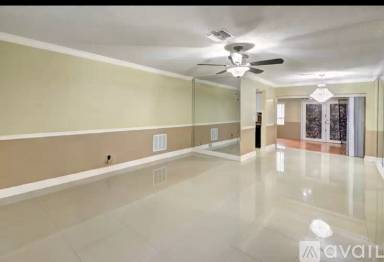 Main picture of 2933 NW 48th St