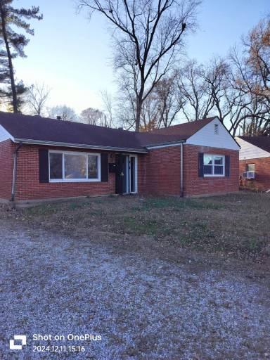 Main picture of 11 Saint George Ct