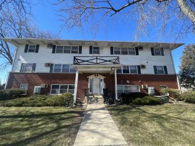Main picture of 1025 North Farnsworth Avenue - B