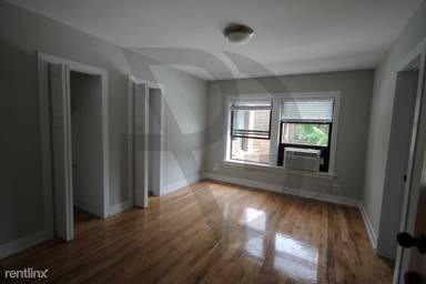 Main picture of 550 W Arlington Pl Apartments