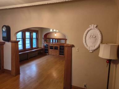 Main picture of 1527 S 10th St
