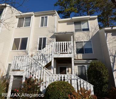 Main picture of 604 Seawatch Cv