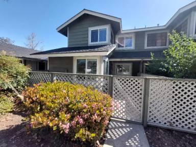 Main picture of 8813 Applewood Dr