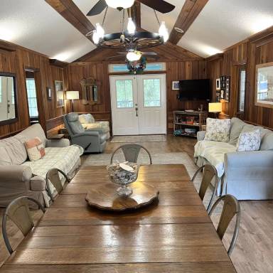 Main picture of 216 N Dogwood Dr