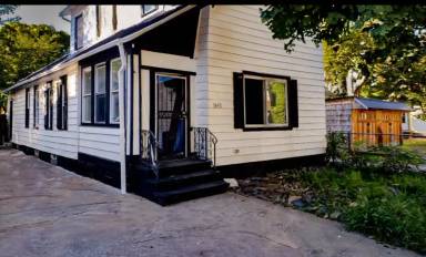Main picture of 3840 W 40th St