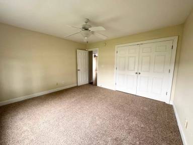 Main picture of 200 Pleasant Dr