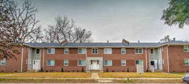 Main picture of 108 3rd St