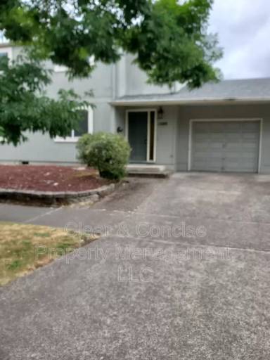 Main picture of 1089 Taylor St