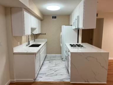 Main picture of Country Club Condominiums