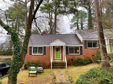 Main picture of 1200 Duplin Rd