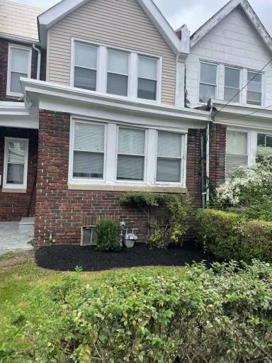 Main picture of 2604 N Madison St