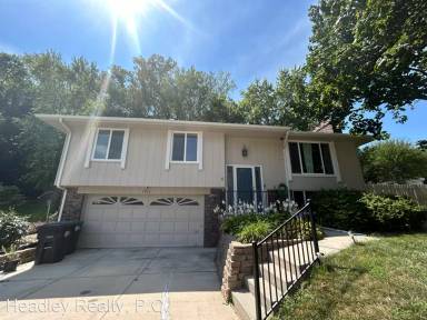 Main picture of 7942 Raven Oaks Dr