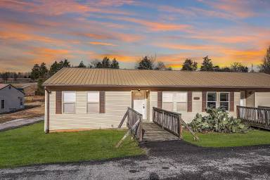Main picture of 1460 Midway Rd