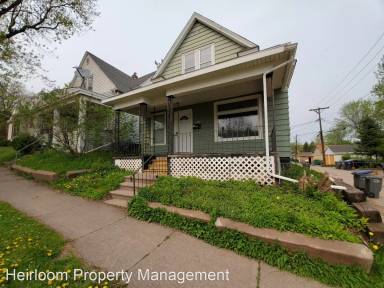 Main picture of 514 N 10th Ave E