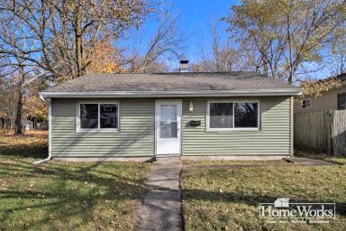 Main picture of 1318 N Meade St