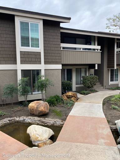 Main picture of 325 Streamwood