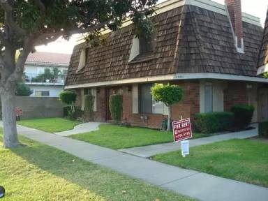 Main picture of 3581 Farquhar Ave