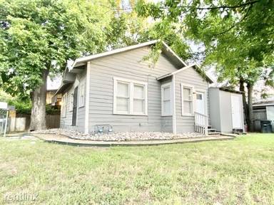 Main picture of 640 E Evergreen St