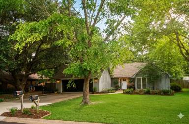 Main picture of 193 Stonegate Dr