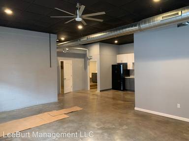 Main picture of 127 S 1st St
