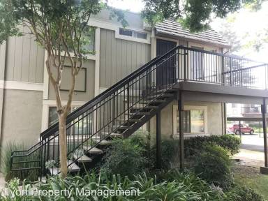 Main picture of 102 Luna Grande Cir