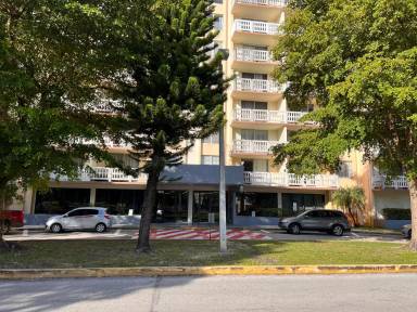 Main picture of Parkway Towers Condominium
