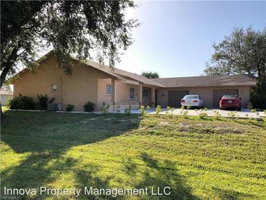 Main picture of 421 SE 23rd Pl