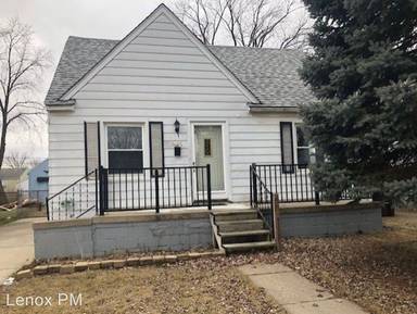 Main picture of 5156 Niagara St