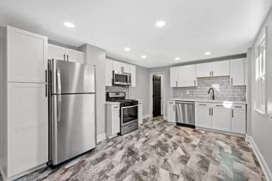 Main picture of 1715 Sidney St