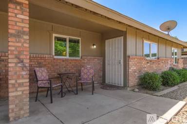 Main picture of 2937 E Beck Ln Apartments
