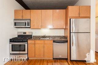 Main picture of SIX30 North Franklin Condos