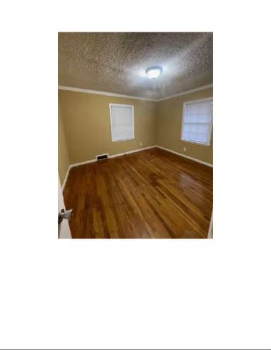 Main picture of 1736 Brewer Blvd SW