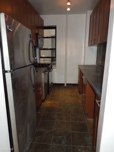 Main picture of 320 Lincoln Pl