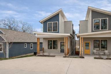 Main picture of 513B Weakley Ave