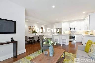 Main picture of 141 W 6th St
