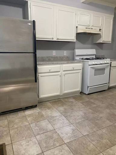 Main picture of 3650 Given Ave