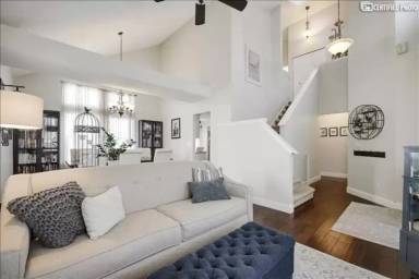 Main picture of 10155 Westside Cir