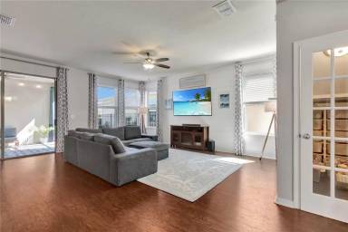 Main picture of 16137 Azure Key St