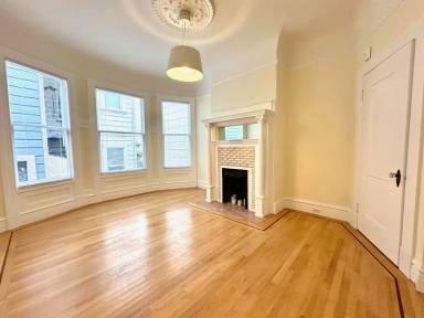 Main picture of 909 Haight St