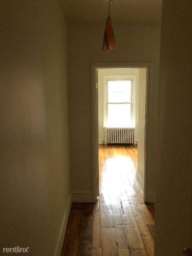 Main picture of 1434 Lombard St