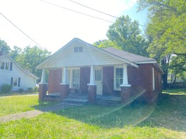 Main picture of 614 S Zion St