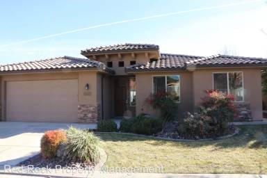 Main picture of 145 S Crystal Lakes Dr