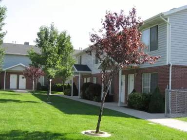 Main picture of 488 Elm St