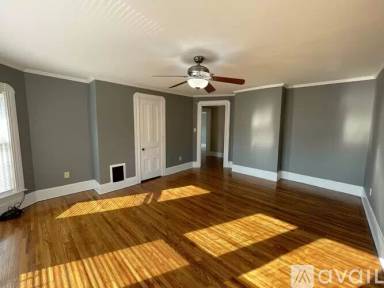 Main picture of 533 W Gray St