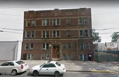 Main picture of 32 Dayton St