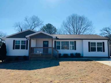Main picture of 807 Forrest Rd
